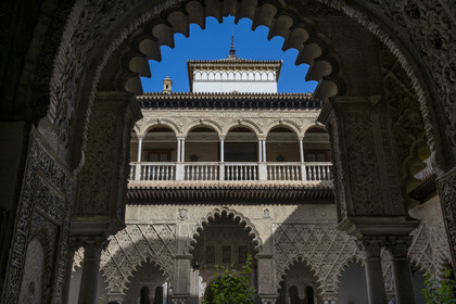 Spain, Andalusia, Seville, the Alcazar of Seville (Reales Alcazares de Sevilla), listed as World Heritage by UNESCO, Palais mudéjar ou de Pierre Ier, the Maidens Courtyard (Patio de las Doncellas)