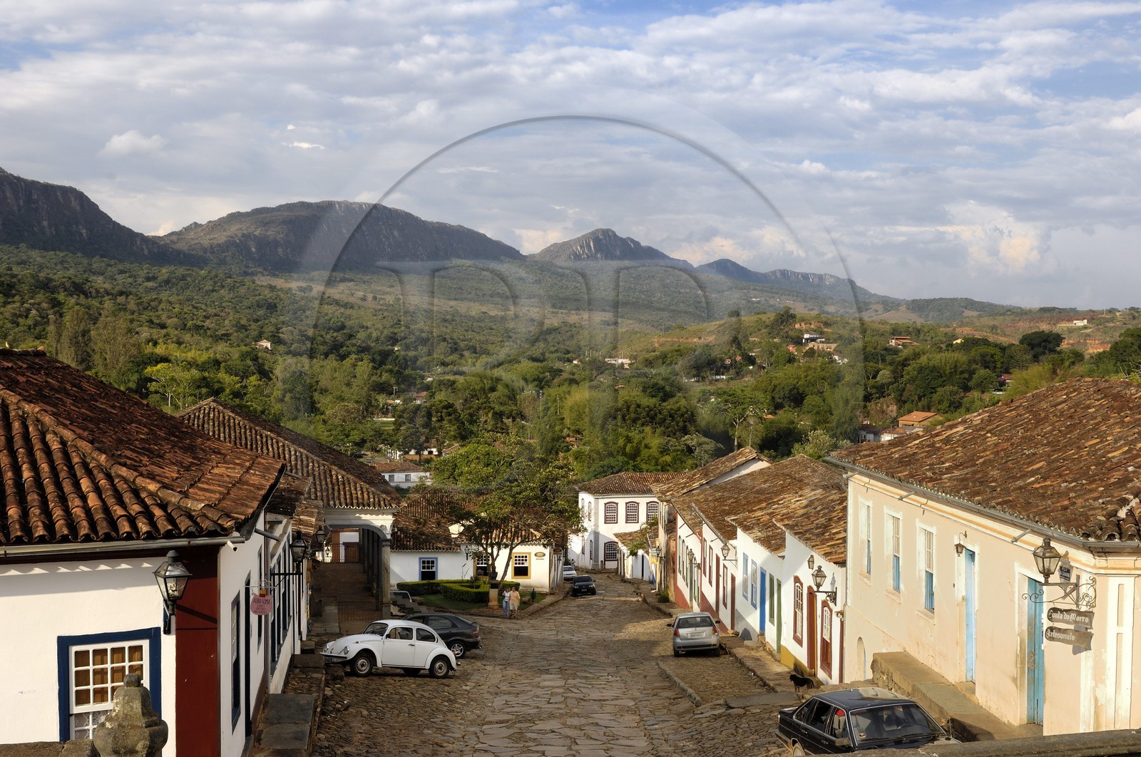Brésil, Etat du Minas Gerais, Tirandentes, rue de la vieille ville (Route de l'or, Estrada Real)