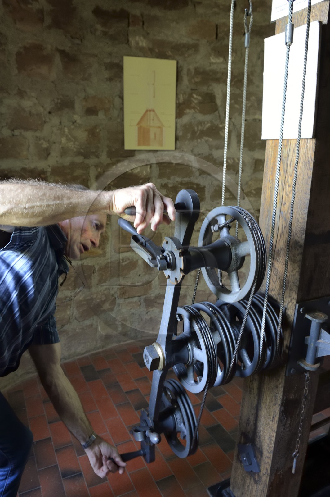 France, Bas-Rhin (67),  Saverne, Tour de l'ancien Télégraphe Chappe du Haut-Barr, les commandes manuelles