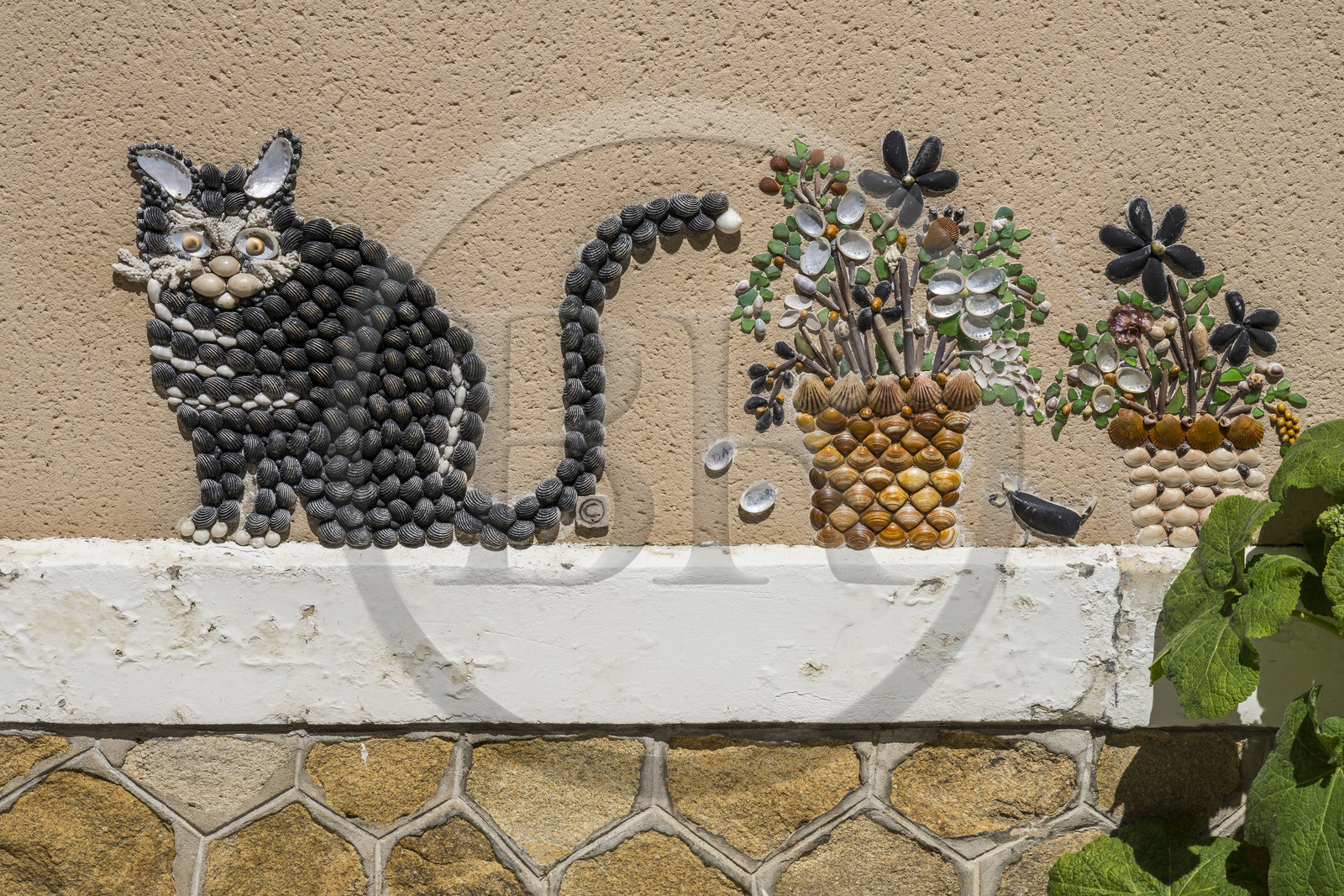 France, Vendee, Les Sables d'Olonne, Penotte Island district, pedestrian streets with facades decorated with shell mosaics (before use ask for authorization from ADAGP www.adagp.fr)