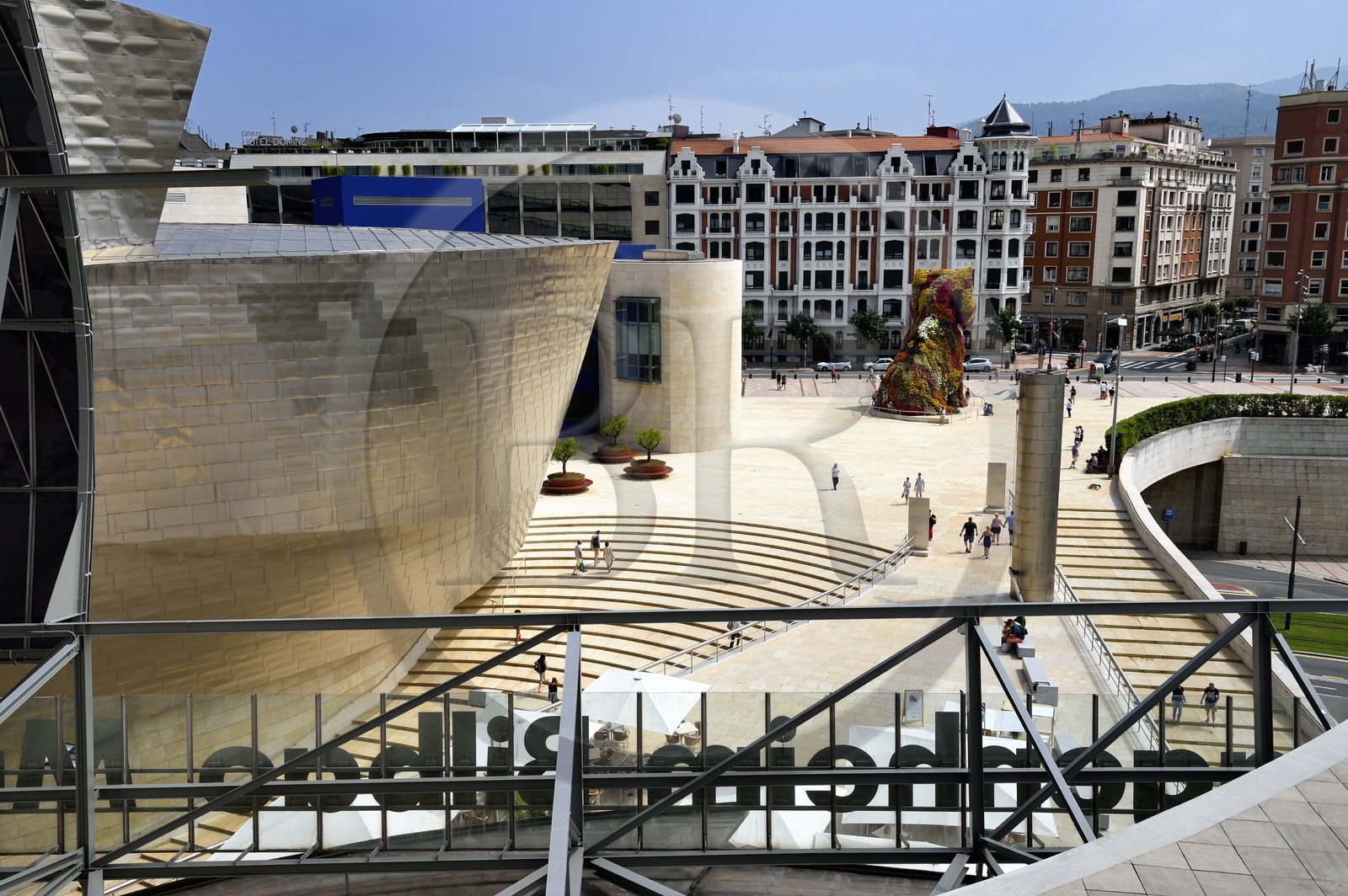 Spain, Basque Country, Biscay Province, Bilbao, the Guggenheim Museum designed by Frank Gehry