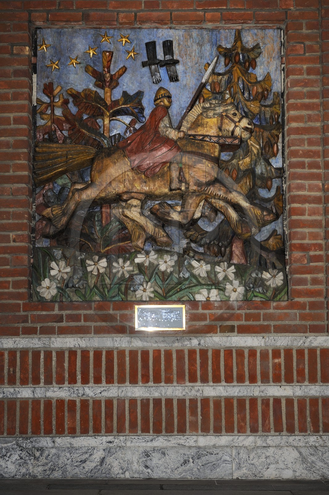 Norvège, Oslo, l'hôtel de Ville (Radhuset), bas-reliefs représentant les mythes vikings