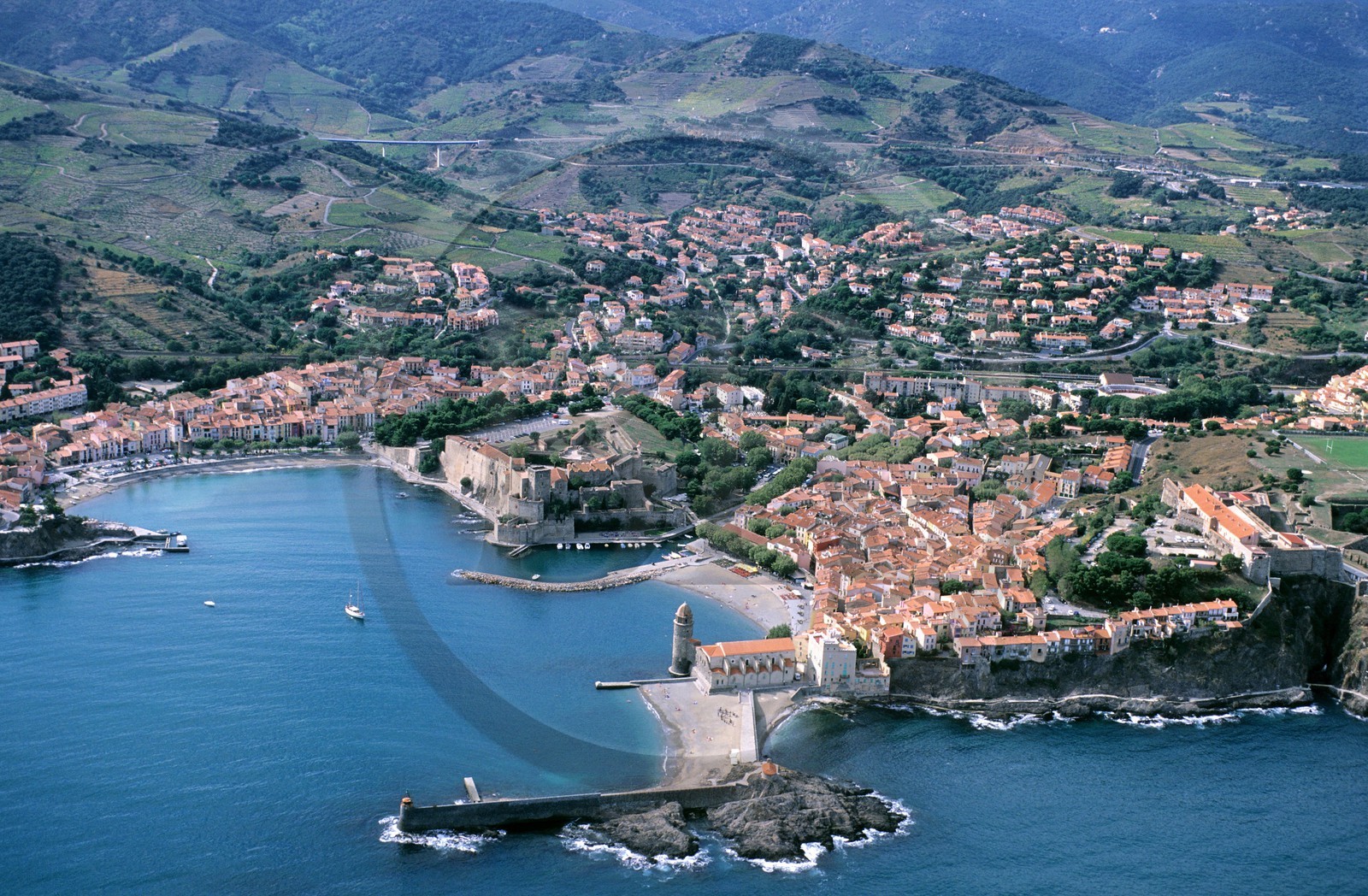 France, Pyrénées-Orientales (66), ville de Collioure (vue aérienne)