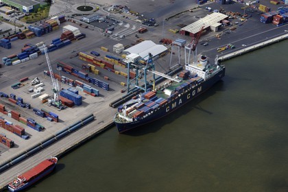 France, Seine-Maritime (76), le Grand Port Maritime de Rouen à Grand-Couronne (vue aérienne)