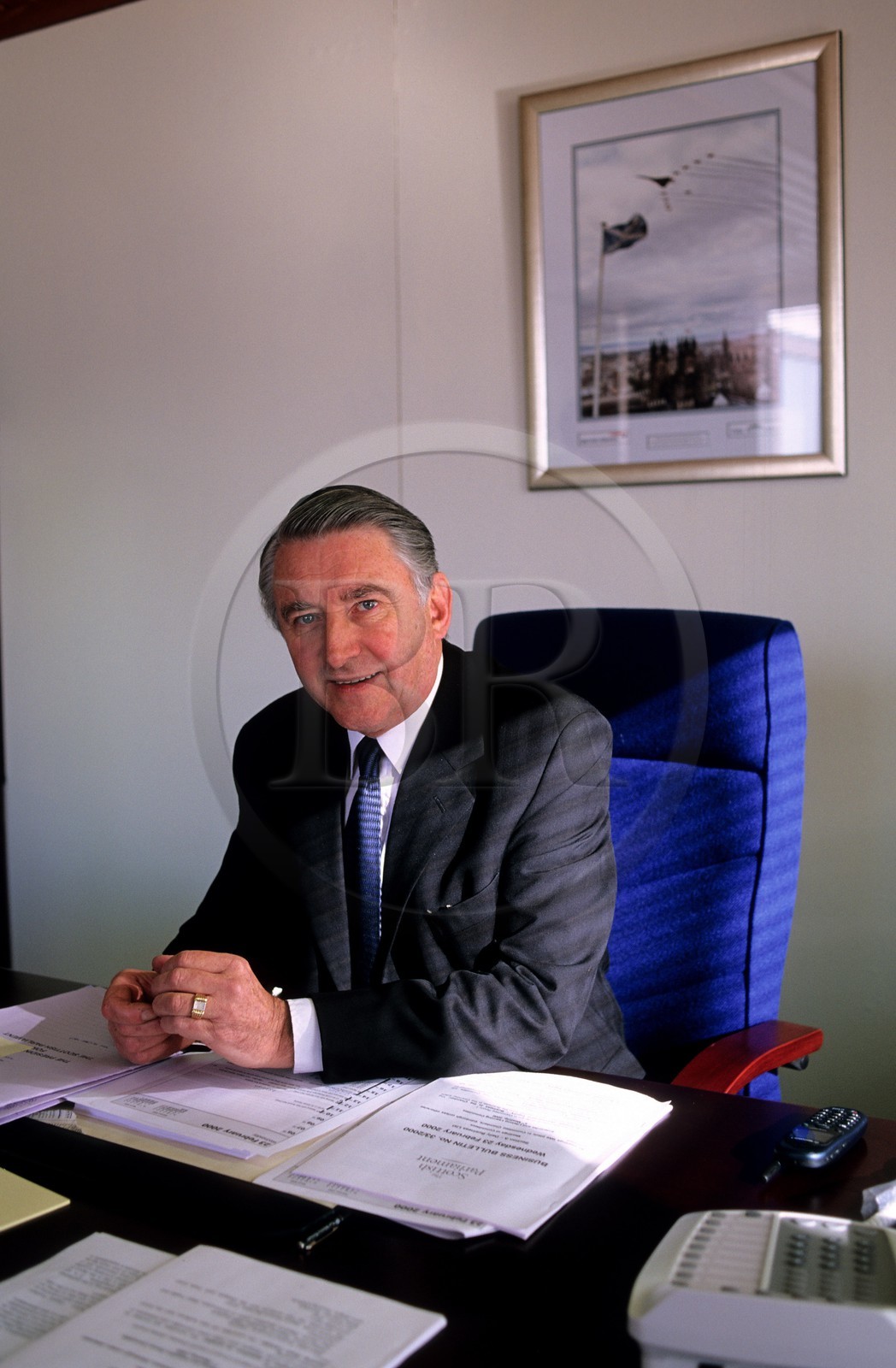 Royaume-Uni, Ecosse, Edimbourg, portrait de Sir David Steel, premier président du parlement écossais