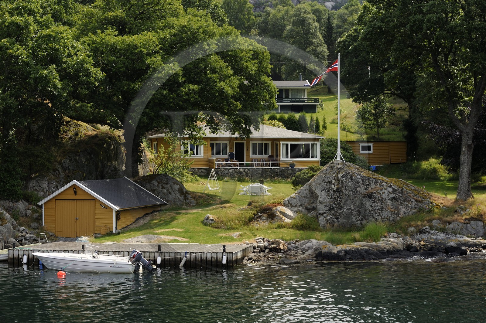 Norvège, Rogaland, région de Stavanger, Hogsforden, maisons secondaire estivale autour de l'île d'Adnoy