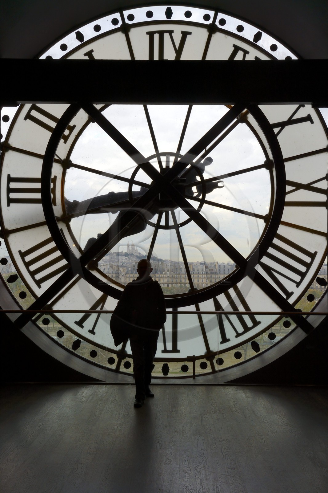 France, Paris (75), musée d'Orsay, la grande horloge Est qui donne sur les Tuileries