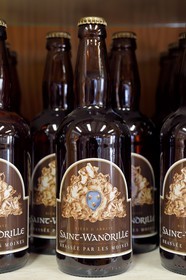 France, Seine-Maritime (76), Pays de Caux, Parc naturel régional des Boucles de la Seine normande, Saint-Wandrille-Rançon, abbaye Saint-Wandrille de Fontenelle, la Saint-Wandrille bière d'abbaye fabriquée par les moines