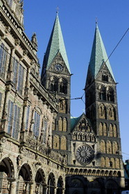 Allemagne, Breme (Bremen), facade de l'Hotel de ville et la cath