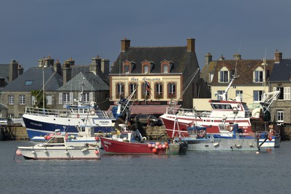 France, Manche, Val de Saire, Barfleur, labelled Les Plus Beaux Villages de France (The Most Beautiful Villages of France), port at high tide