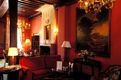 France, Côte-d'Or (21), Gilly-les-Cîteaux, le château de Gilly, hôtel et restaurant