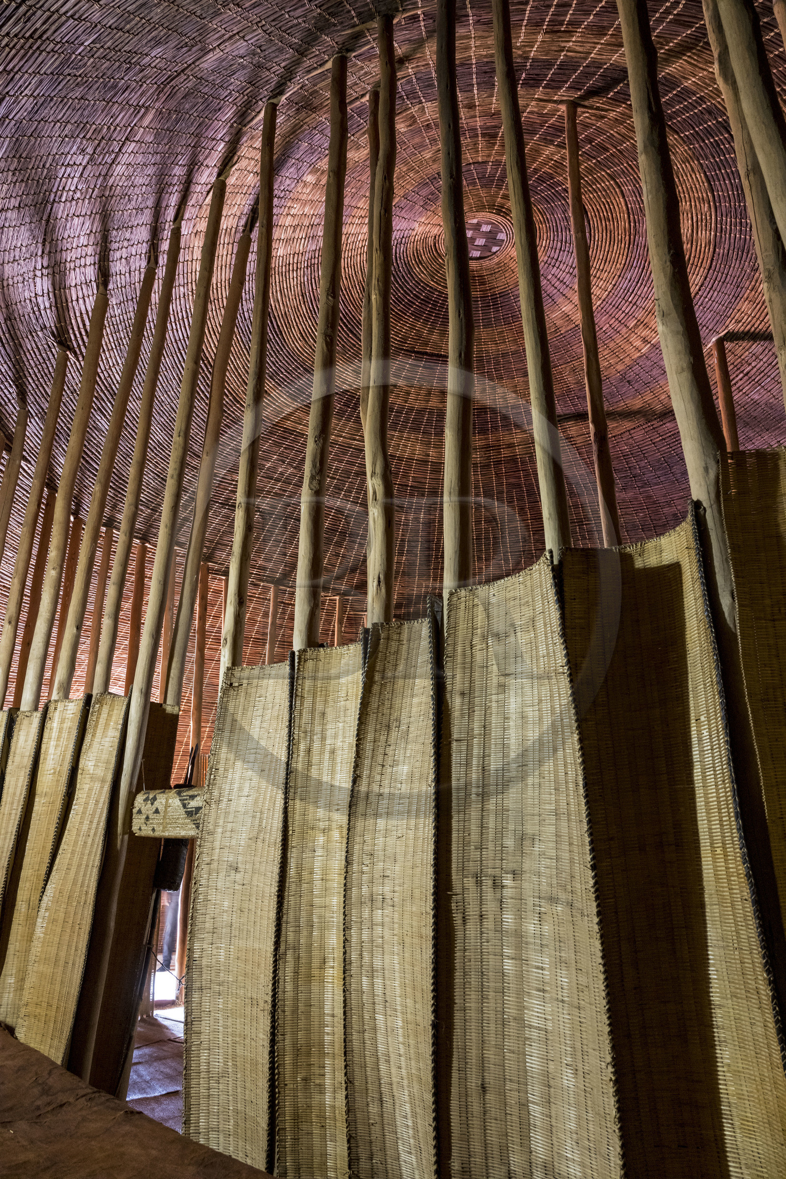 Rwanda, Province du Sud, Nyanza, musée du Palais royal Rukari, palais traditionnel du roi Mutara III Rudahigwa dans une hutte traditionnelle appellée Rugo, la maison principale Kambere