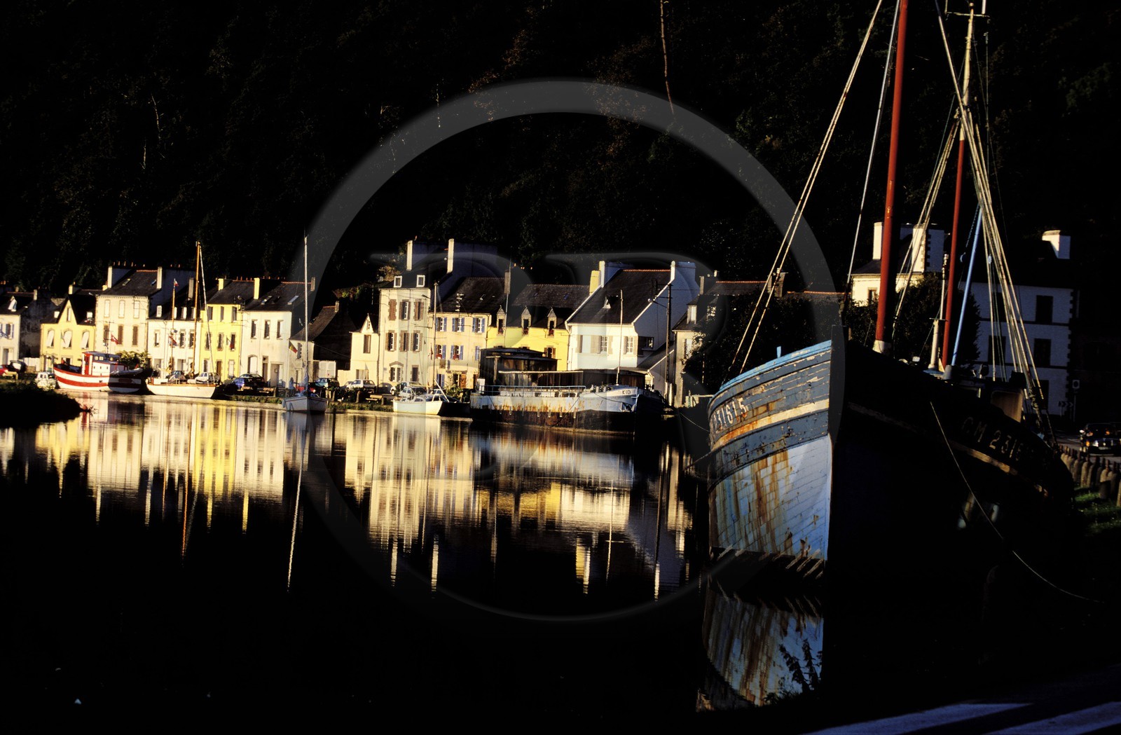 France, Finistere, Port Aulnay on the Aulne river