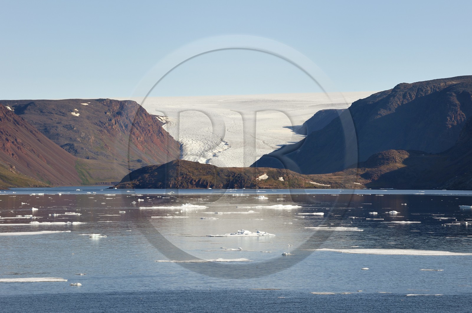 Greenland, North West coast, Smith sound north of Baffin Bay, Inglefield Land, site of Etah in Foulke fjord, today abandoned Inuit camp that served as a base for several polar expeditions, Brother John's Glacier and the ice cap in the background