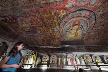 Sri Lanka, Central Province, Matale District, Dambulla, Cave temple, Royal Rock Temple also called Ran Giri (Golden Rock) listed as World Heritage by UNESCO, Cave 2 Maharaja Viharaya is the largest