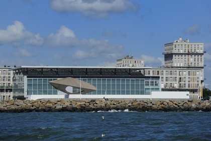 France, Seine Maritime, Le Havre, Downtown rebuilt by Auguste Perret listed as World Heritage by UNESCO, the Museum of Modern Art Andre Malraux by the sea is surrounded by Perret buildings
