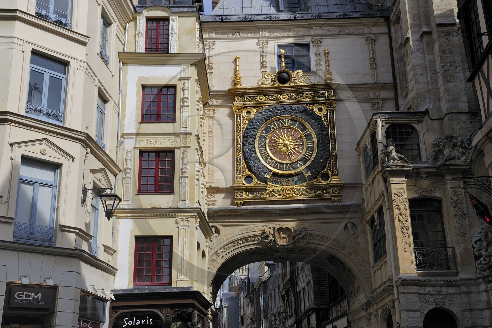 France, Seine-Maritime (76), Rouen, le Gros-Horloge, horloge astronomique avec un mécanisme du XIVe siècle et un cadran du XVIe siècle