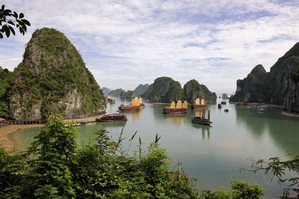 Vietnam, province de Quang Ninh, la Baie d'Halong classée Patrimoine Mondial de l'UNESCO à l'ile de Bo Hon