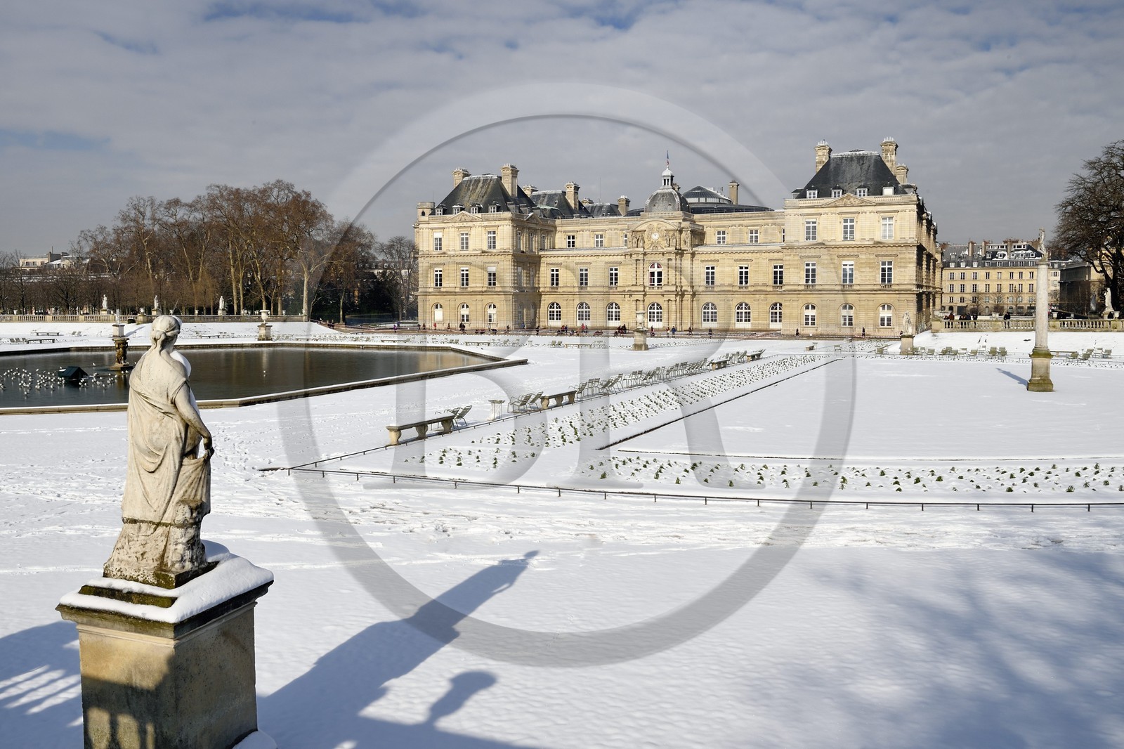 France, Paris (75), quartier Saint-Michel, le jardin du Luxembourg, le palais du Sénat