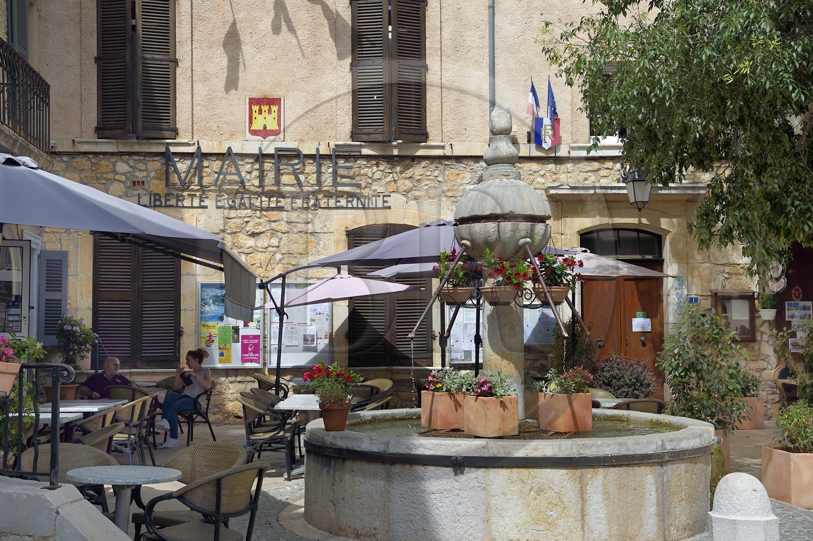 France, Var (83), Dracénie, Ampus, place de la Mairie