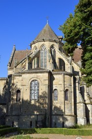 France, Allier (03), ancienne province du Bourbonnais, Souvigny, prieuré clunisien Saint-Pierre-et-Saint-Paul, nécropole ducale des Ducs de Bourbon, chevet de l'église prieurale