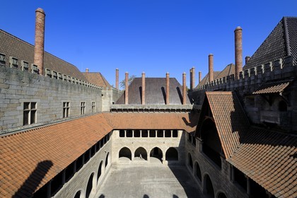 Portugal, Minho region, Guimaraes, town listed as World Heritage by UNESCO, Paço dos Duces de Bragança (Palace of the Dukes of Braganza) and its famous chimneys