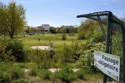 France, Val-de-Marne (94), Champigny-sur-Marne, golf de 9 trous du parc du Tremblay