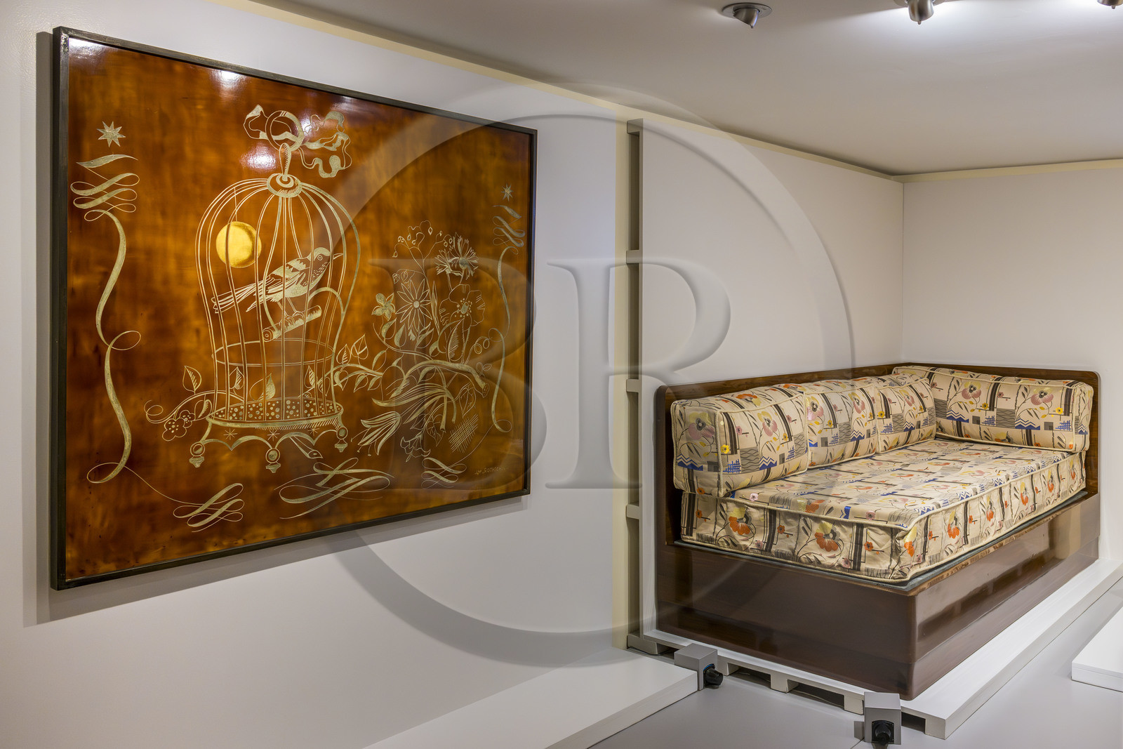 France, Loire Atlantique, Saint Nazaire, Escal'Atlantic in the former German submarine base brings the world of transatlantics back to life, partial reconstruction of a first class cabin of the Normandie (1935)