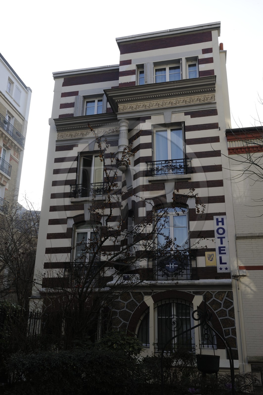 France, Val-de-Marne (94), Vincennes, petit hôtel de 1907 au 7 rue Eugénie-Gérard