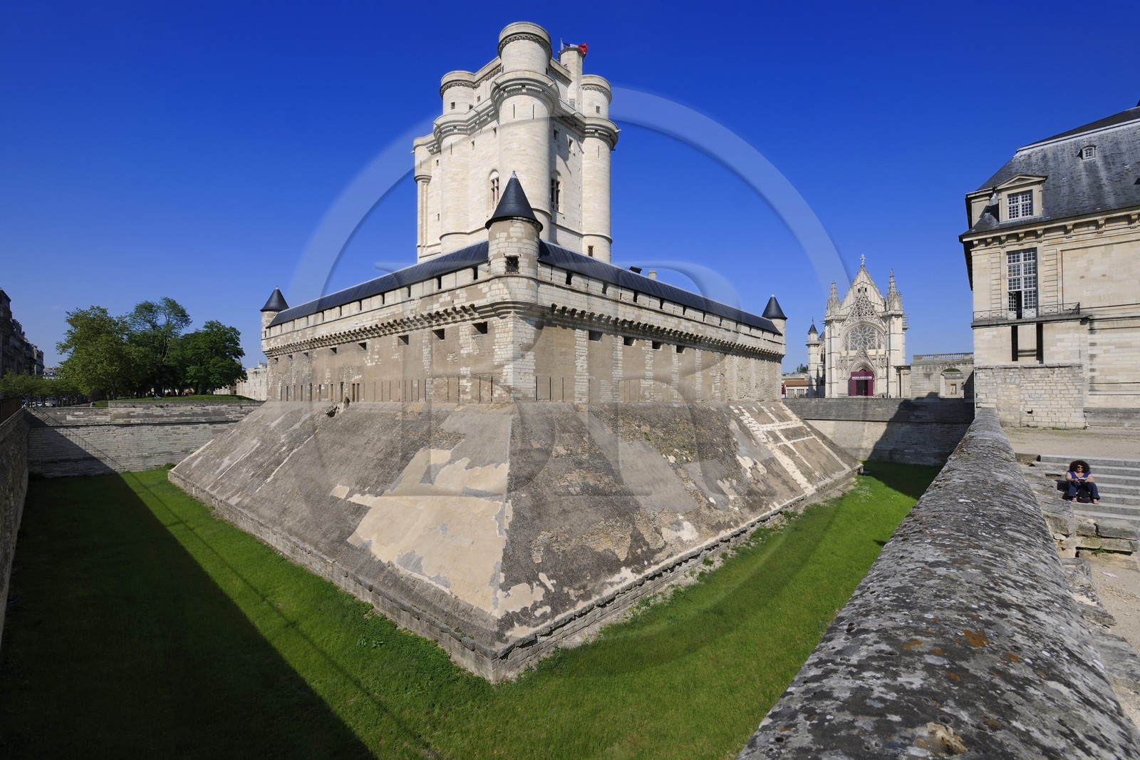France, Val-de-Marne (94), Vincennes, le château de Vincennes, le donjon et la Sainte Chapelle