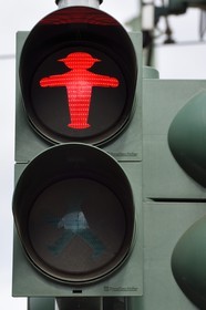 Allemagne, Berlin, Ampelmann, les bonhommes rouges et verts des feux pour piétons de l'ex-RDA
