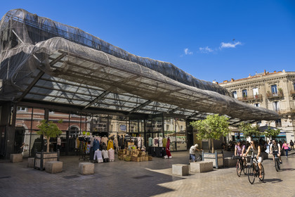 France, Hérault (34), Sète, Les Halles, marché couvert
