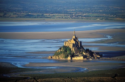 France, Manche (50), Baie du Mont Saint-Michel, classé Patrimoine Mondial de l'UNESCO (vue aérienne)