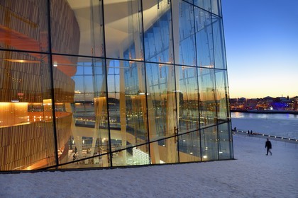 Norway, Oslo, dock area of Bjorvika, the Opera under the snow, designed by the architecture firm Snohetta including Tarald Lundevall