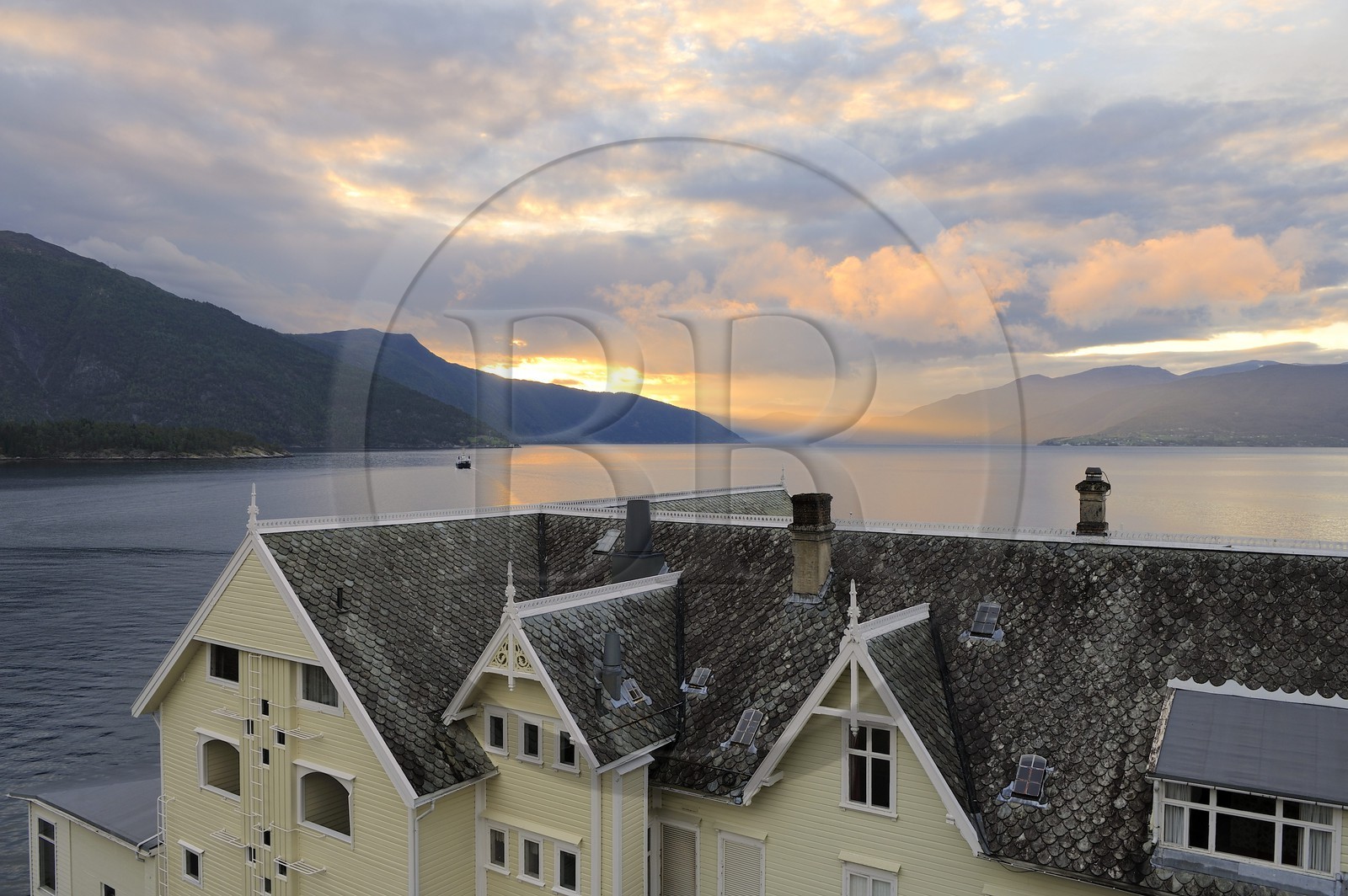Norway, Sogn Og Fjordane County, Balestrand, Sognefjorden, Kvikne Hotel