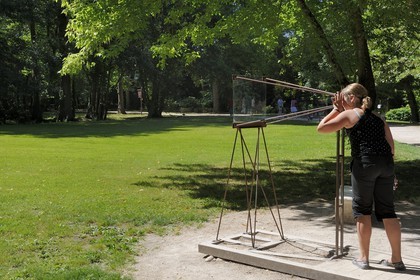 France, Indre-et-Loire (37), vallée de la Loire classée Patrimoine Mondial par l'UNESCO, Amboise, château du Clos Lucé, parc Leonardo Da Vinci (dernière demeure de Léonard de Vinci), la perspective