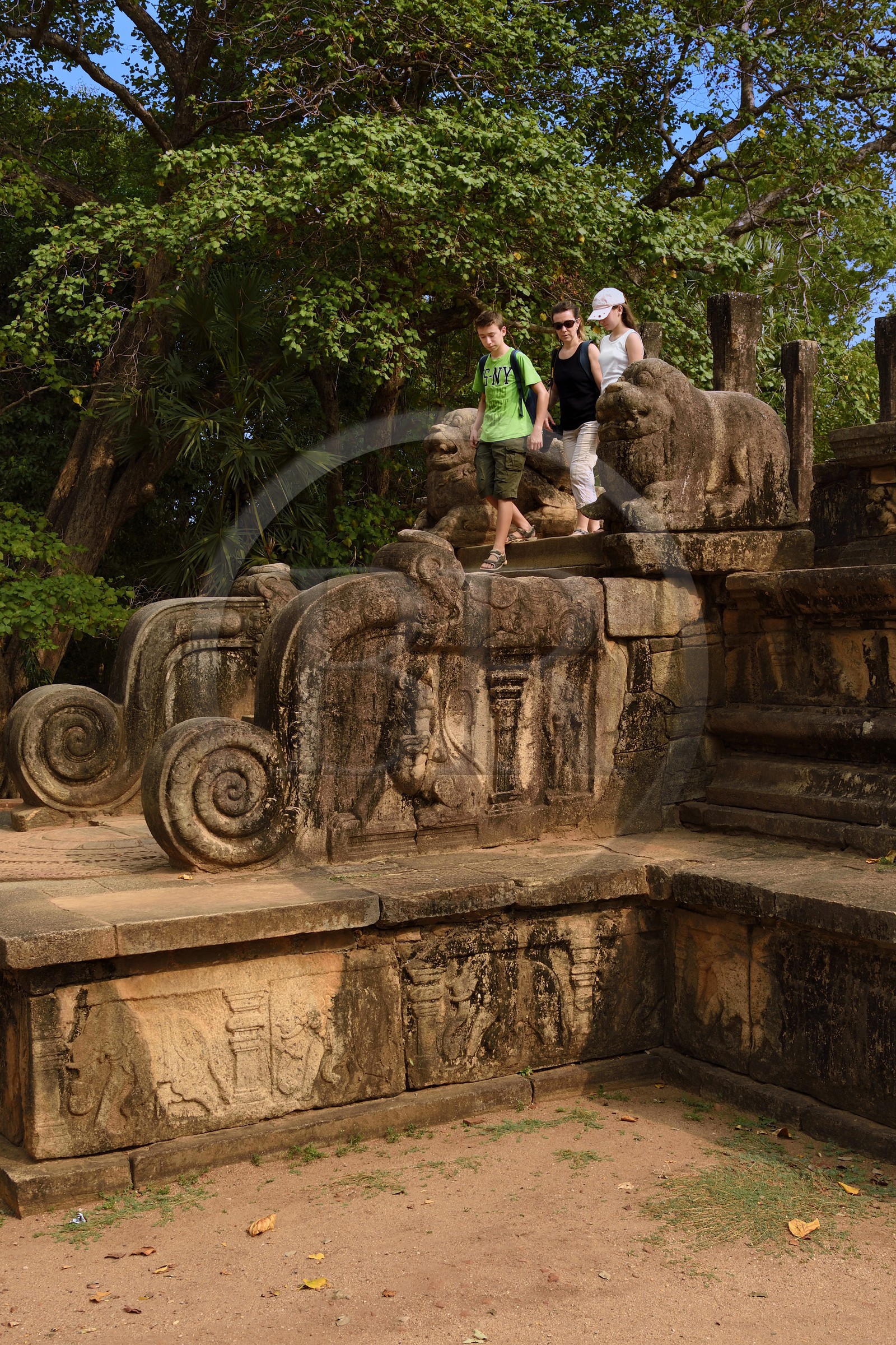 Sri Lanka, North Central province, Polonnaruwa, the former capital of the country (11th to 13th century) listed as World Heritage by UNESCO, Council Chamber (Raja Sabahawa) dating from the 12th century