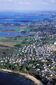 France, Morbihan (56), baie de Quiberon, entrée du golfe du Morbihan vers Arzon (vue aérienne)