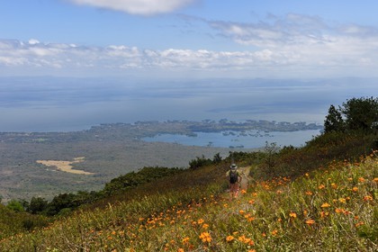 Nicaragua, département de Granada, Réserve naturelle du volcan Mombacho, vue sur Las Isletas de Granada dans le lac Nicaragua depuis les pentes du volcan