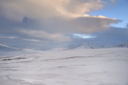 Norway, Svalbard, Spitzbergen, Adventdalen valley near Longyearbyen