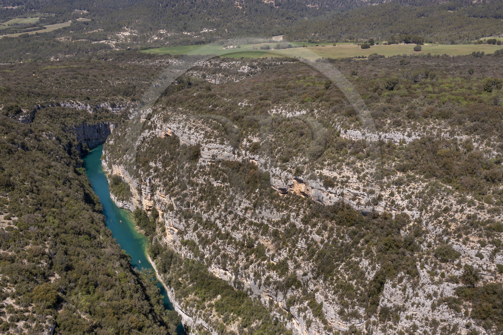 Var (83) rive gauche et Alpes-de-Haute-Provence (04) rive droite, Parc Naturel Régional du Verdon, Basses Gorges du Verdon en aval du lac de Sainte Croix, les gorges de Baudinard (vue aérienne)
