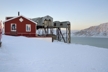Norway, Svalbard, Spitzbergen, Longyearbyen, Taubanesentralen, abandoned central cableway building used for transporting coal in carts from the mines to the harbour
