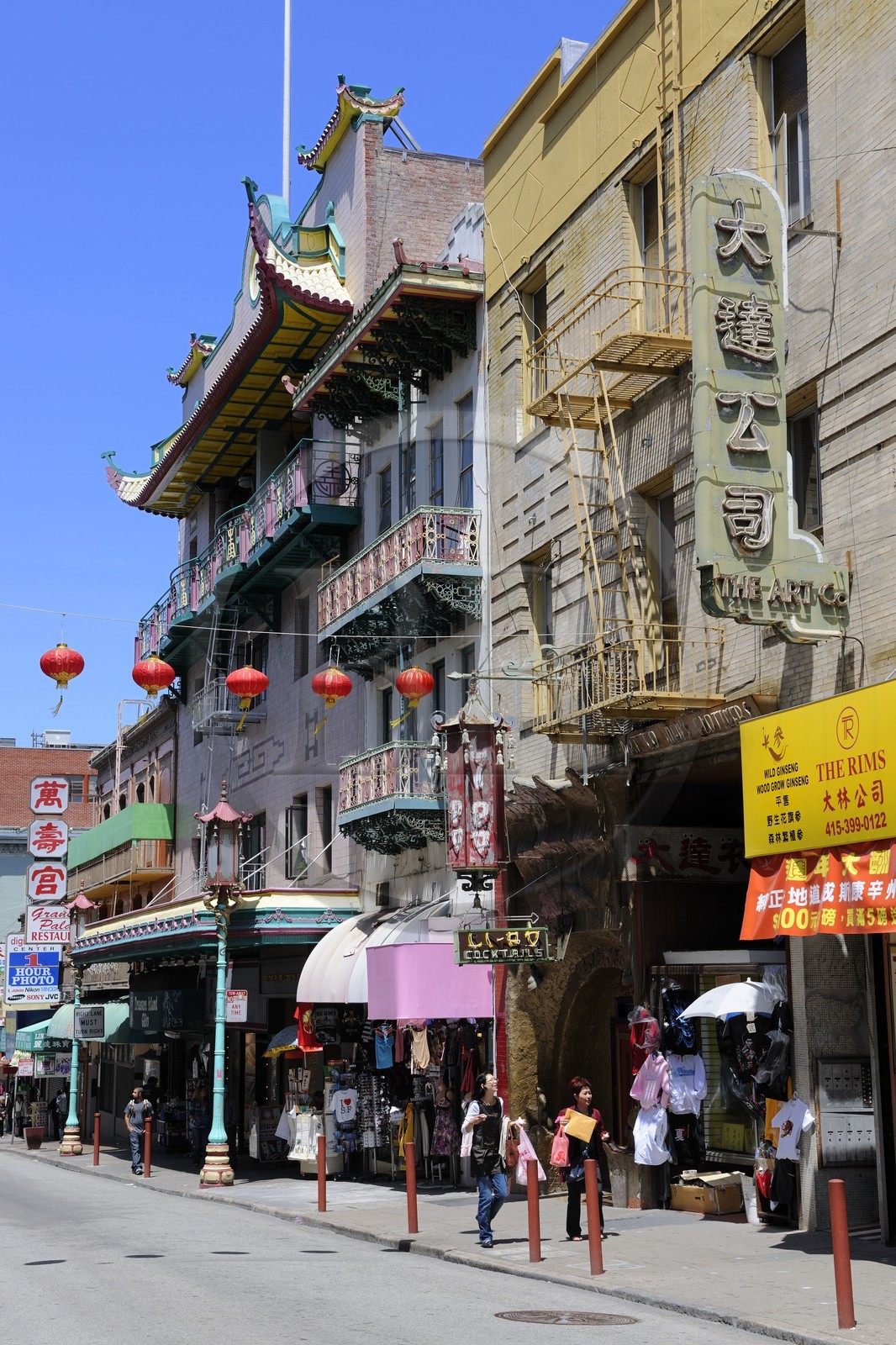 United States, California, San Francisco, Grant Avenue in Chinatown
