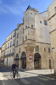 France, Charente-Maritime (17), La Rochelle, maison avec une échaugette carrée à l'angle de la rue du Cordouan et de la rue des Bonnes Femmes