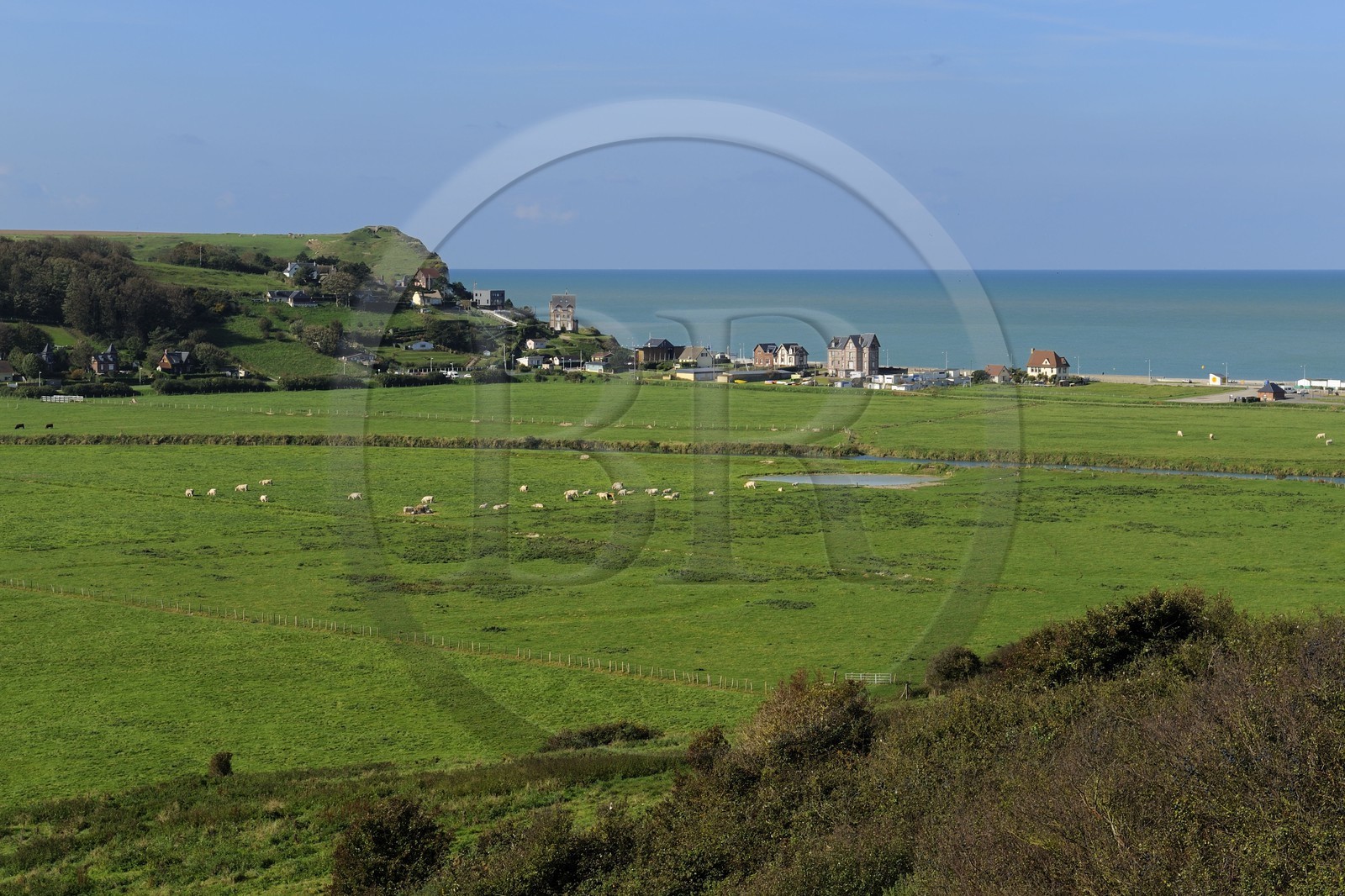 France, Seine-Maritime (76), Pays de Caux, Veulettes-sur-Mer, vue de la vallée de la Durdent