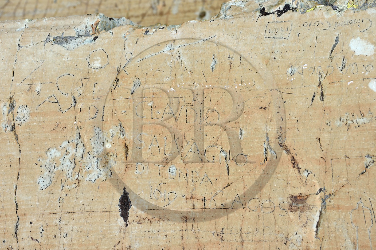 France, Alpes-Maritimes (06), parc national du Mercantour, Vallée des Merveilles, graffiti de Claudio Salvagno di Tenda daté de 1619, son nom apparait effectivement dans les registres paroissiaux de l'époque