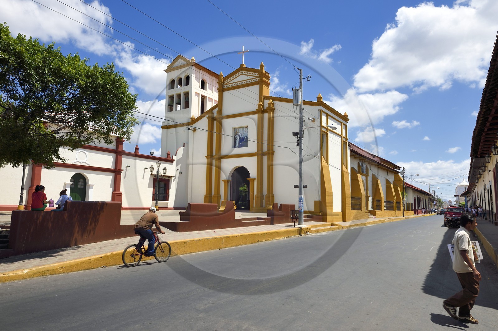 Nicaragua, Leon, rue Ruben Dario, Eglise de San Francisco partie de l'ancien couvent de San Francisco