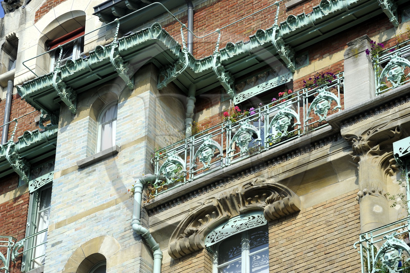 France, Paris, the Castel-Beranger, 14 rue La Fontaine building in Art Nouveau style by Hector Guimard