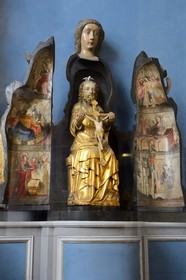 France, Finistère (29), Morlaix, église Saint-Mathieu, statue ouvrante de Notre-Dame-du-Mur (XVème siècle)