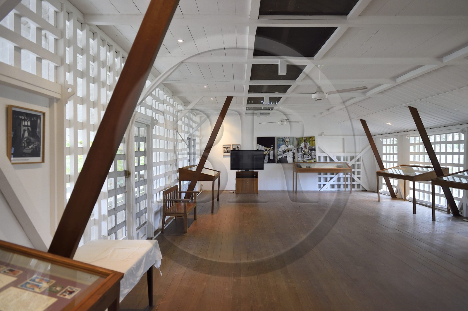 Gabon, Province du Moyen-Ogooué, Lambaréné, l'ancien Hopital Albert Schweitzer devenu musée, l'ancienne salle des infirmières aujourd'hui salle d'expositions